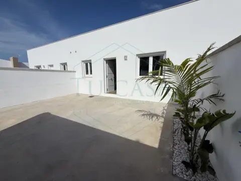 Apartamento en Las Lagunas - Campano