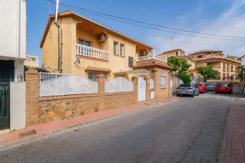 Chalet en calle de la Huerta de Belén