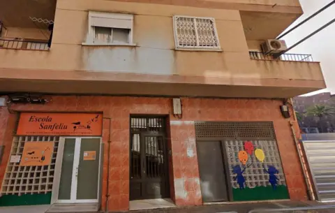 Piso en Carrer de l'Emigrant, 7