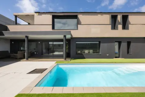 Chalet en calle del Clavel
