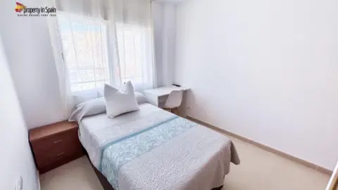 Habitación en calle del Jazmín