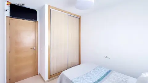 Habitación en calle del Jazmín