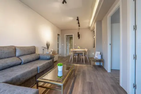 Piso en calle de Luz Casanova