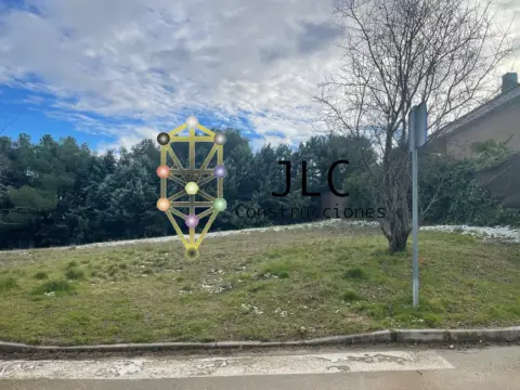 Terreno en calle de Amalio Pereda