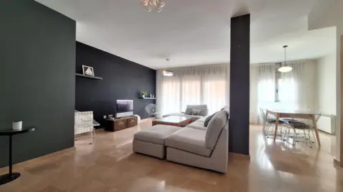 Piso en Juan Carlos I