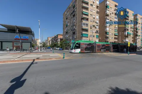 Piso – Granada Capital