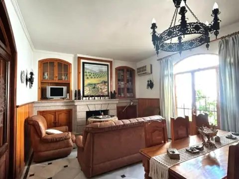 Casa en Alcolea del Río