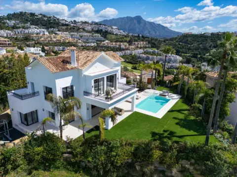 Chalet en Venta en Los Arqueros-Puerto del Almendro