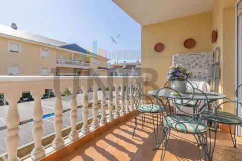 Apartamento en calle Julio Cienfuego Linares