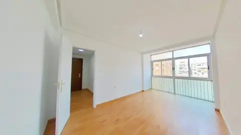 Piso – València Capital