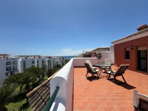 Ático en Urbanización Atlanterra