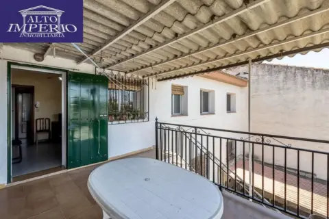 Casa en calle Gran Vía de Colón, 22