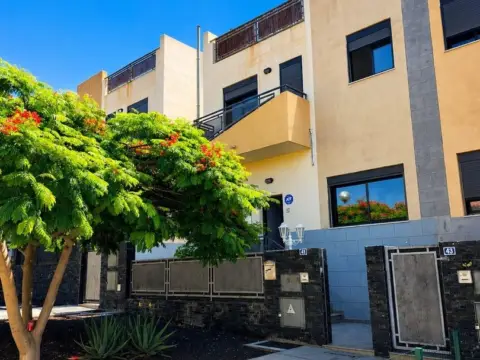 Casa – Arona