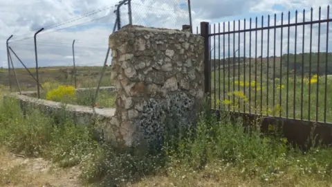 Terreno en Camino Fuente, 5009