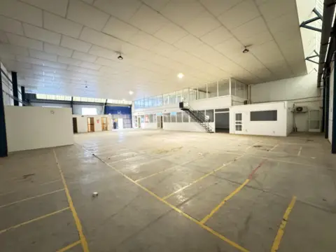 Nave industrial en Casillas