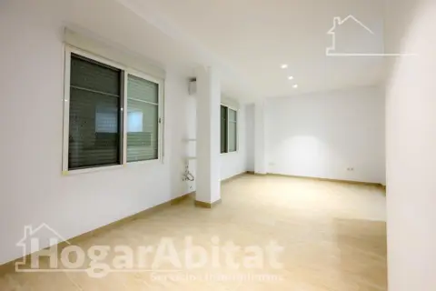 Piso – València Capital