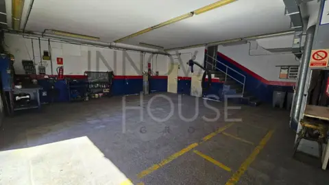 Local comercial en Carrer d'Aiguablava