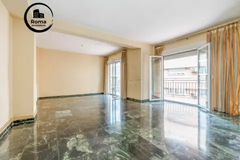 Piso – Granada Capital