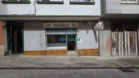 Local comercial en calle del Río Eume, 20