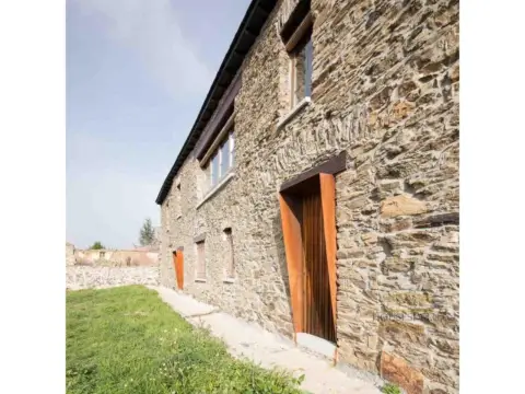 House in Rioseco de Tapia