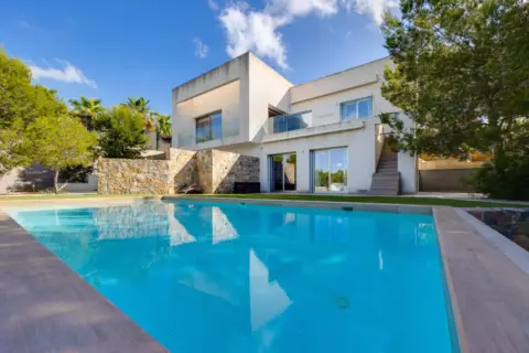Chalet en calle Bonalba-Pau 21