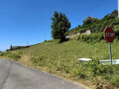 Terreno en calle Riba