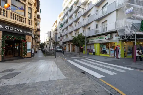 Local comercial en calle del Cisne, 6