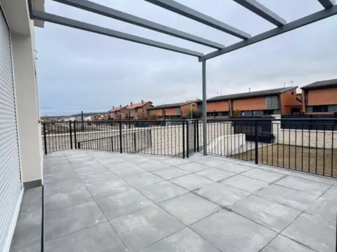 Chalet en calle Espigas