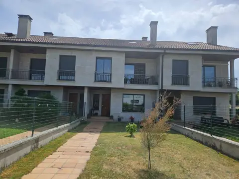 House in Coles