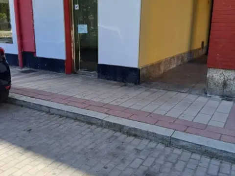 Local comercial en Paseo del Cauce