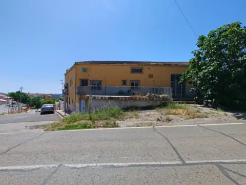 Casa en Avenida Diputación, 73