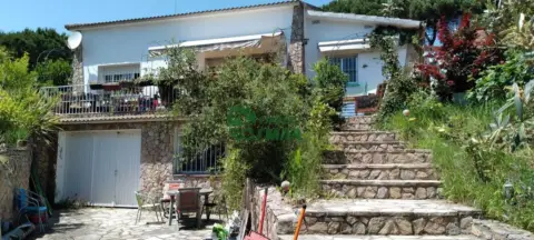 Chalet en Urbanització