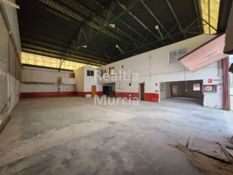 Nave industrial en Poligono Industrial Oeste