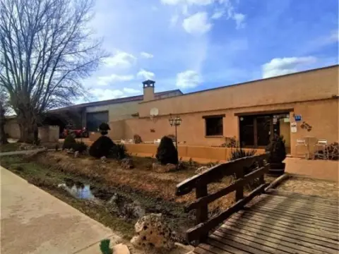 Casa – Caltojar