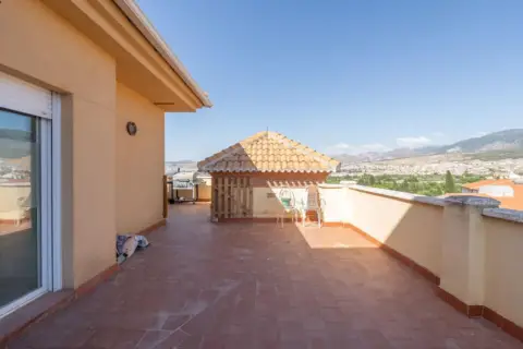 Ático en calle del Río Genil