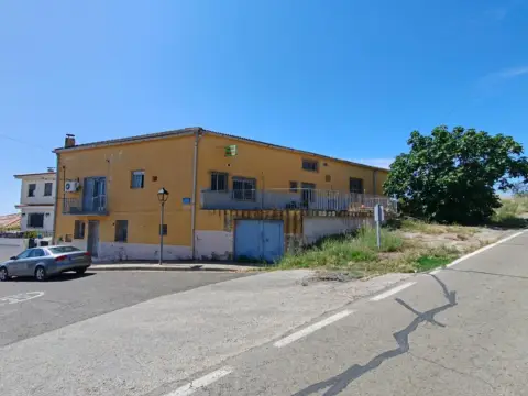 Casa en Avenida Diputación, 73