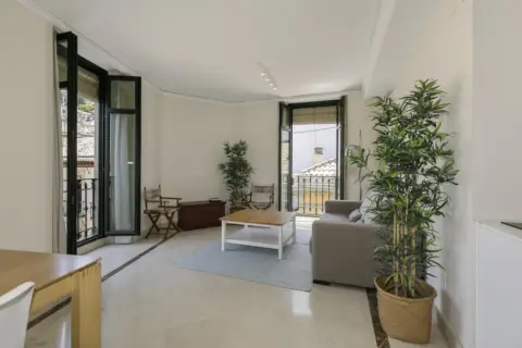 Apartamento en calle Gran Vía de Colón