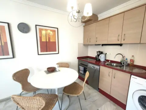 Apartamento en Avenida de Juan Sebastián Elcano, 72