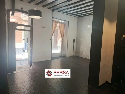 Local comercial en calle de San Pedro, 3