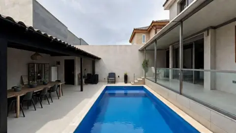 Chalet en calle del Clavel, 6