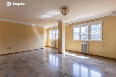 Piso – Granada Capital