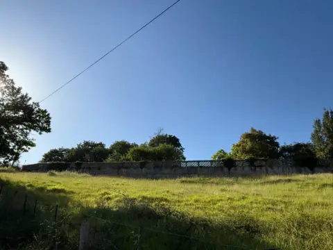 Terreno en calle Corrapiedra