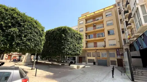 Piso en Plaza de Risueño, 13