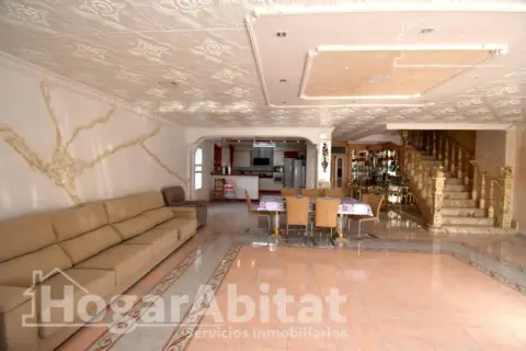 Casa en calle Abdón y Senén