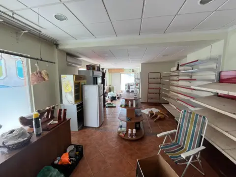 Local comercial en Céntrico