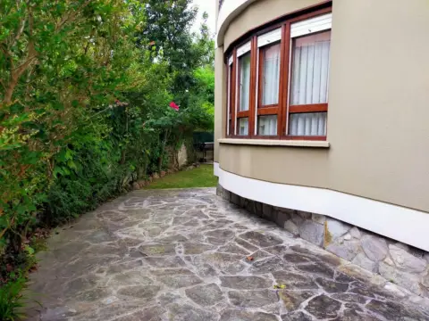 Chalet en calle Isequilla