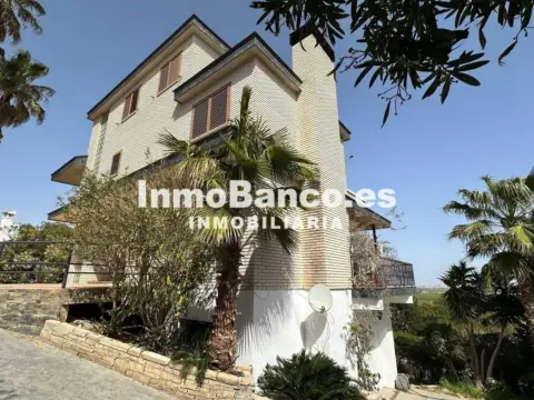 Chalet en Calicanto
