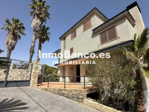 Chalet en Calicanto