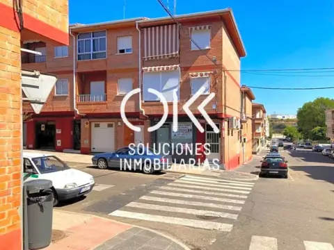 Chalet en calle de Méjico in Coria · Coria