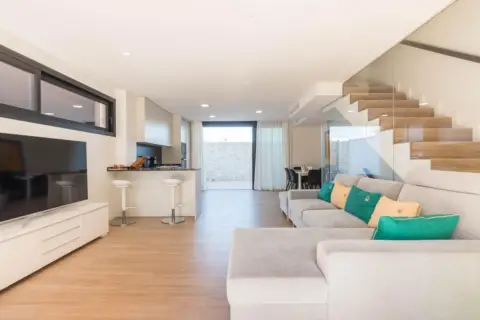 Dúplex en Juan Carlos I